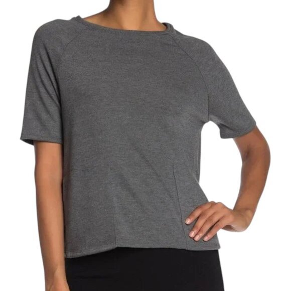 Go Couture Tops - GO COUTURE Women’s Medium Gray Short Sleeve Knit Top Soft  NWT